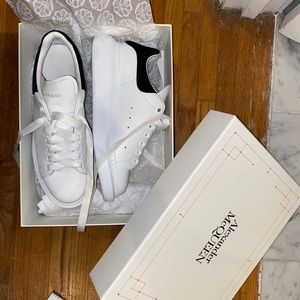 Alexander McQueen Oversized Sneaker
